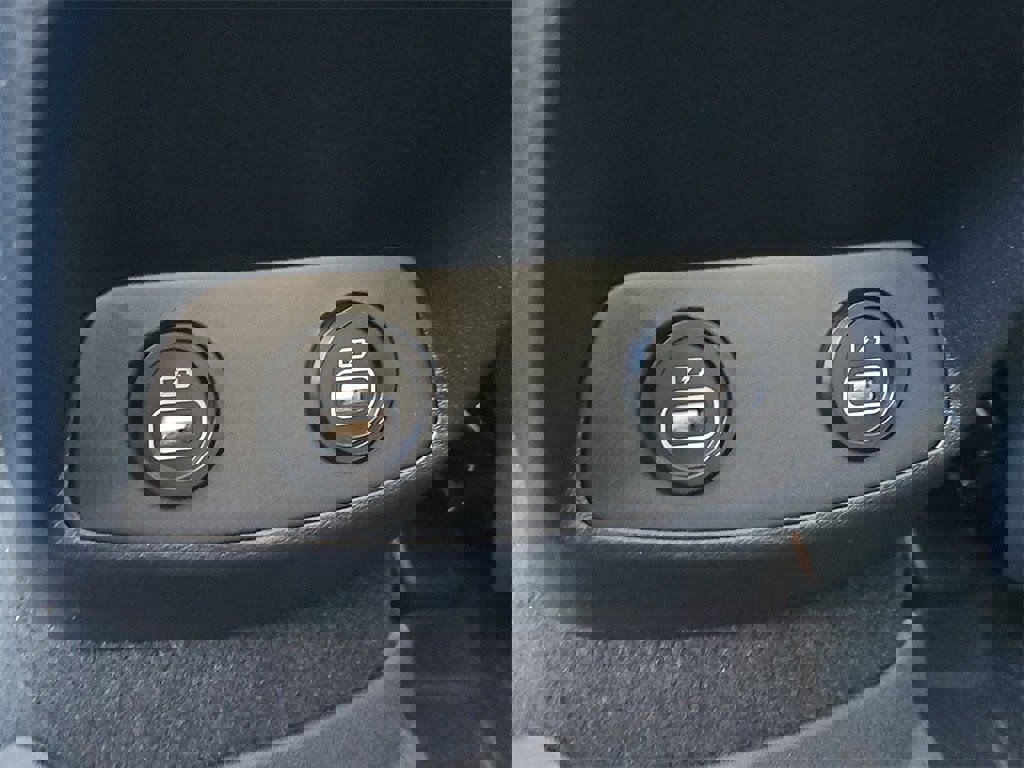 Used 2023 Hyundai Santa Fe SEL image 20