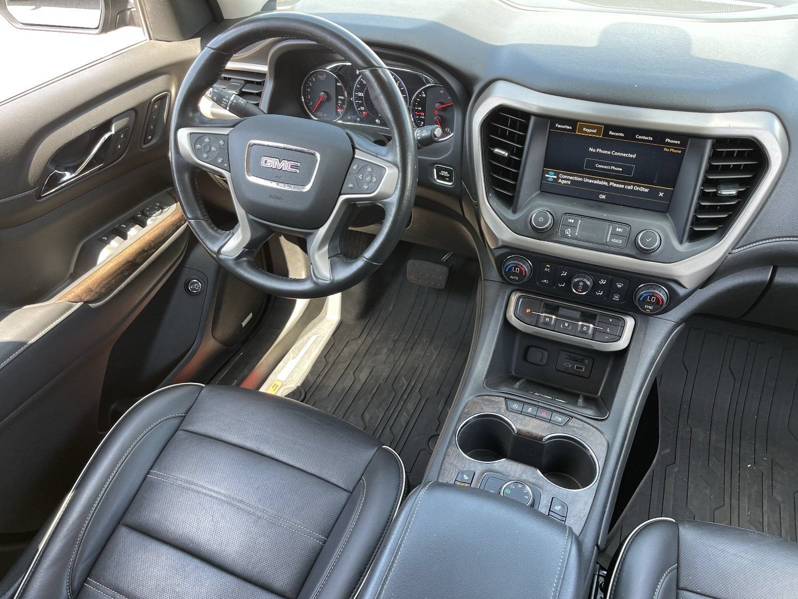 Certified 2021 GMC Acadia Denali w/ Denali Ultimate Package AWD/4WD image 16