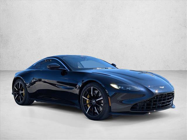 Used 2022 Aston Martin V8 Vantage Coupe RWD image 3