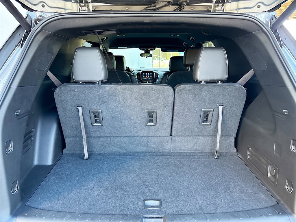 Used 2023 Chevrolet Traverse LT image 25