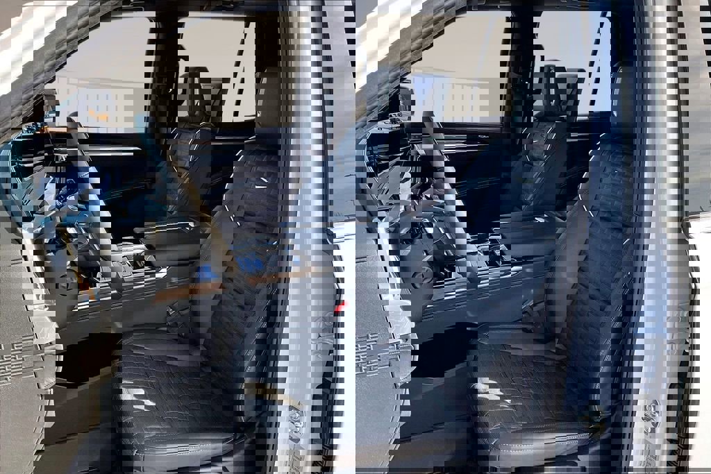 New 2026 Cadillac Escalade Platinum Luxury w/ LPO, Floor Liner Package image 9