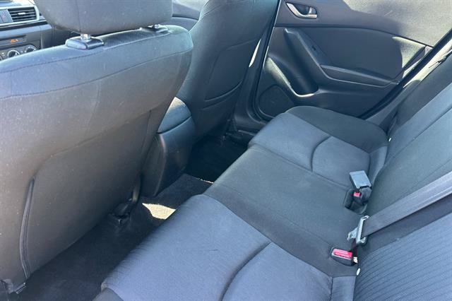 Used 2015 MAZDA MAZDA3 i Sport FWD image 12