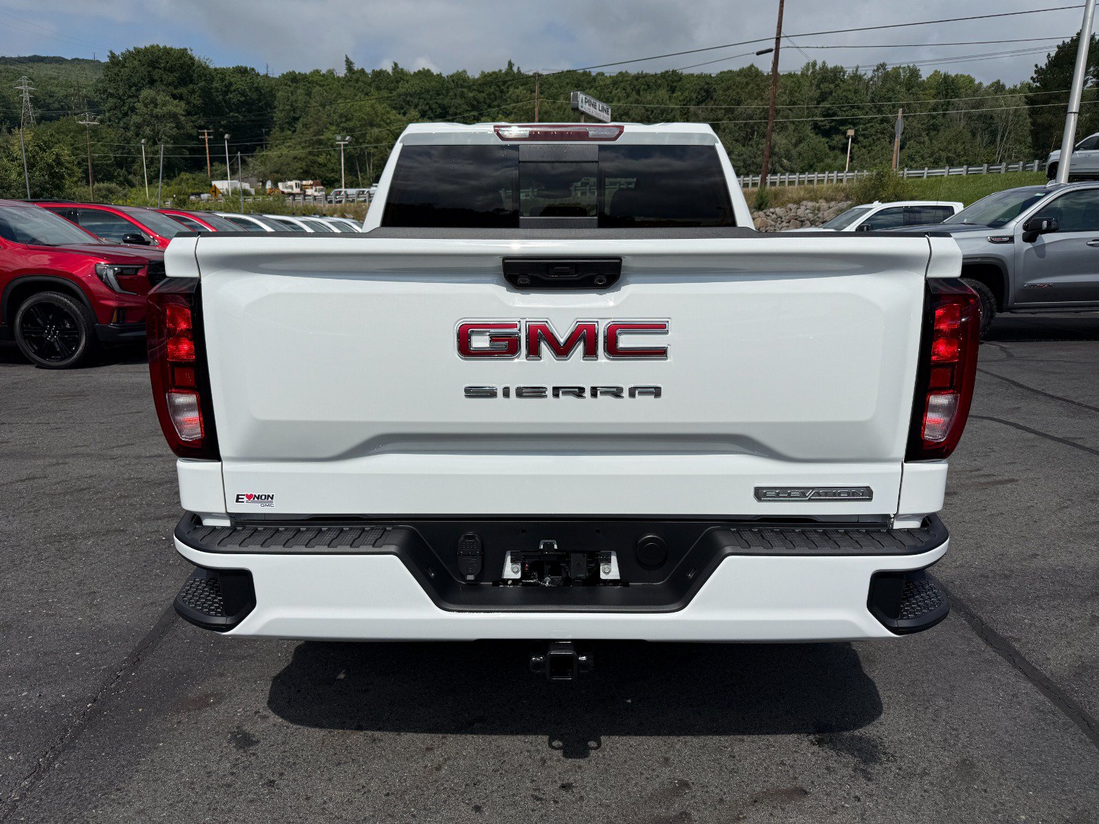 New 2026 GMC Sierra 1500 Elevation w/ Preferred Package AWD/4WD image 4