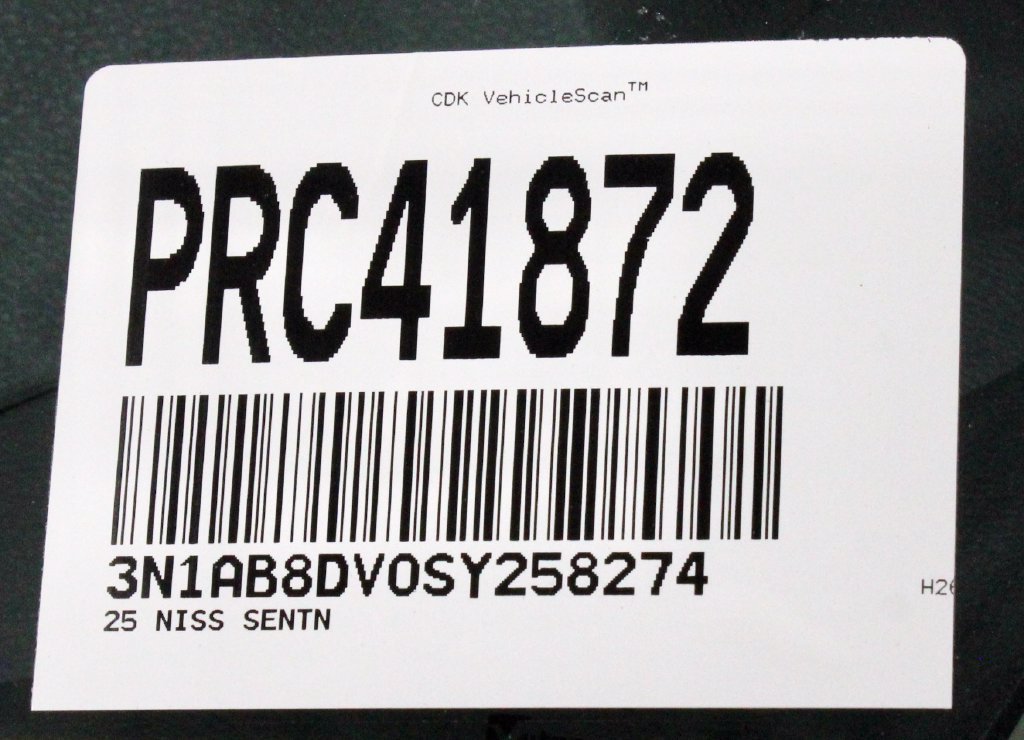 Certified 2025 Nissan Sentra SR FWD image 33