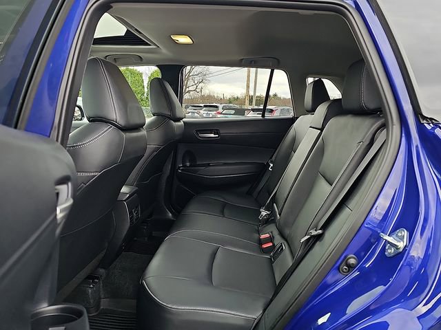Used 2025 Toyota Corolla Cross XLE w/ Convenience Package image 10