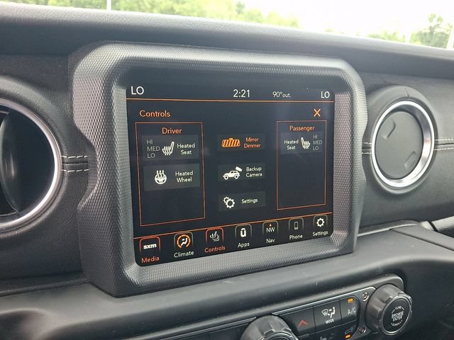 Used 2023 Jeep Wrangler Unlimited Sahara w/ Cold Weather Group AWD/4WD image 17