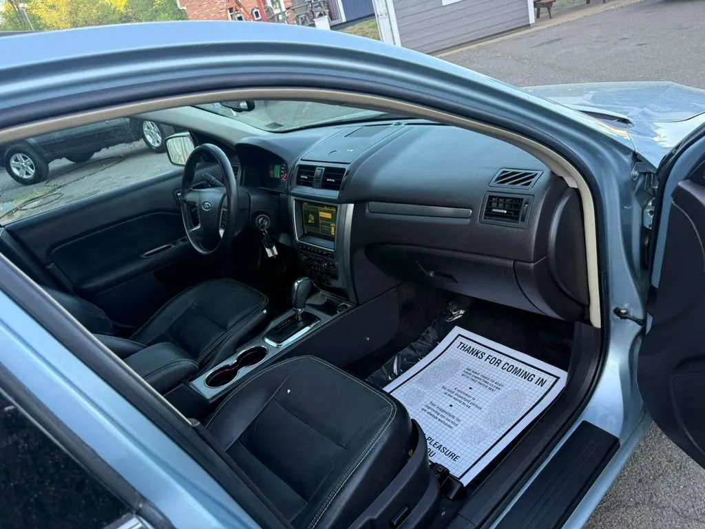 Used 2010 Ford Fusion Hybrid FWD image 18