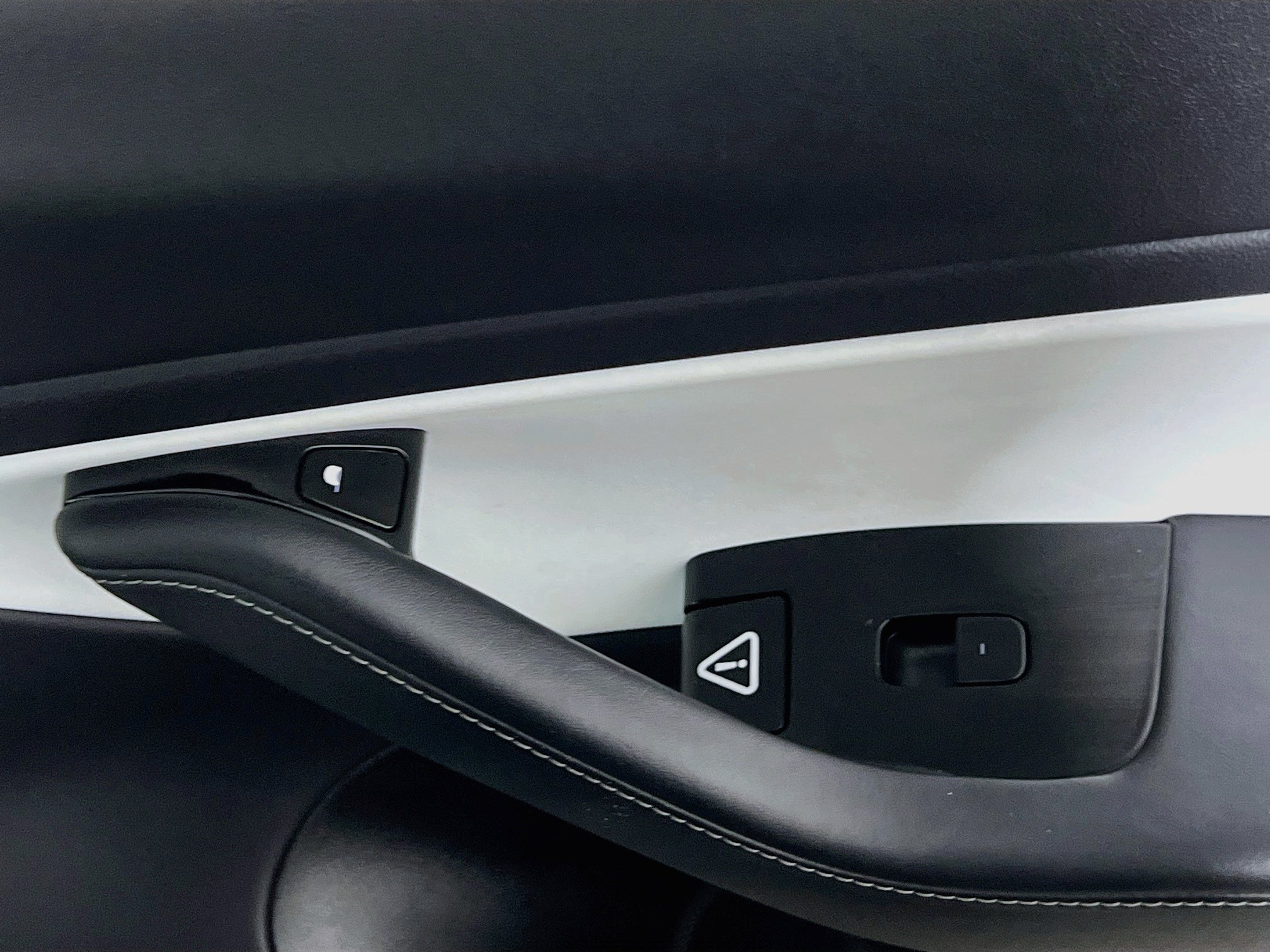 Used 2019 Tesla Model 3 Standard Range RWD image 30