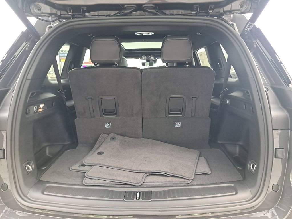 New 2025 Jeep Grand Cherokee L Limited w/ Luxury Tech Group II image 28