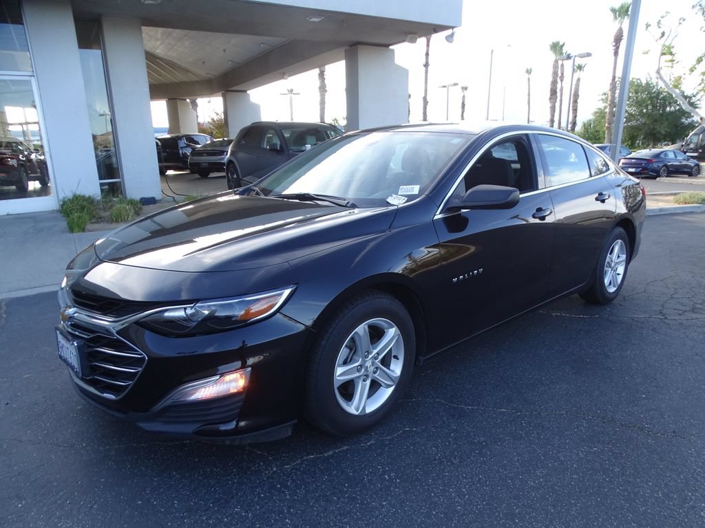 Used 2023 Chevrolet Malibu LS FWD image 1
