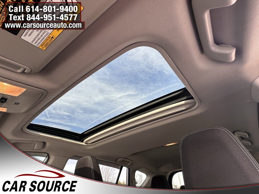 Used 2018 Toyota RAV4 XLE w/ Plus Extra Value Package image 11