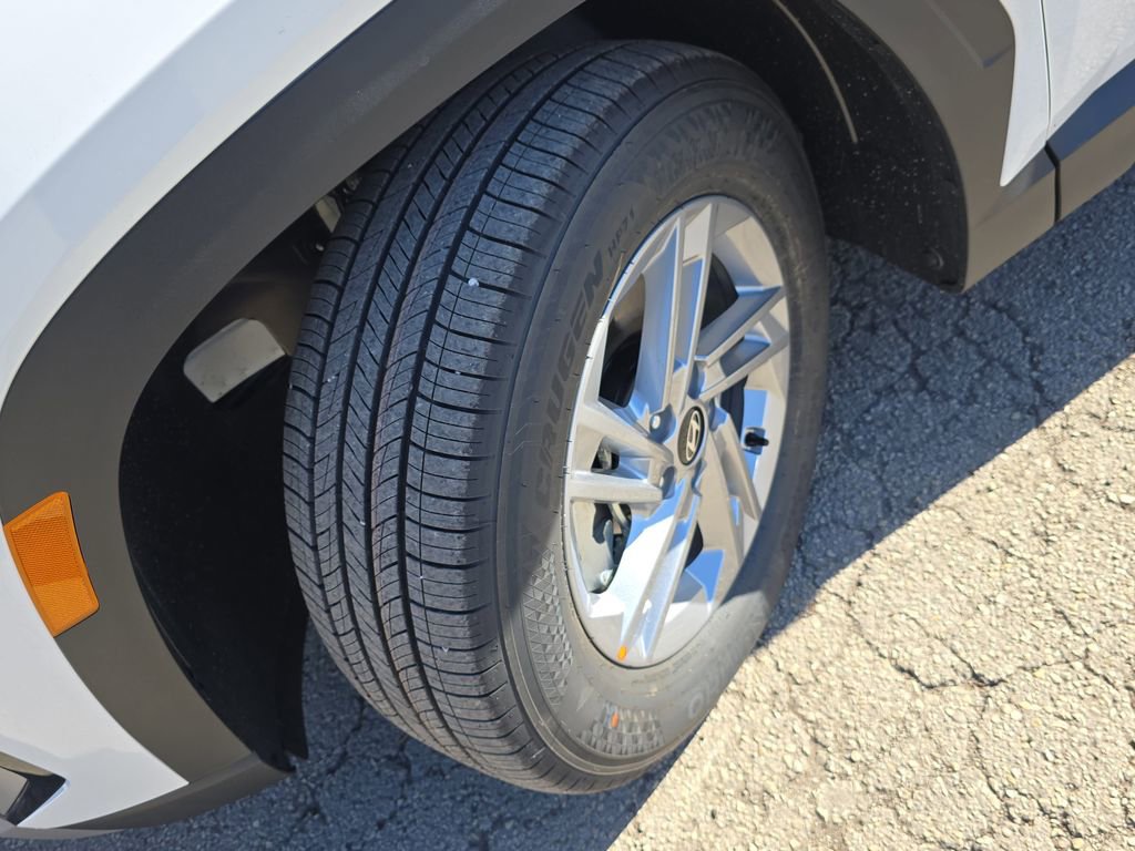 Used 2026 Hyundai Tucson SE image 29