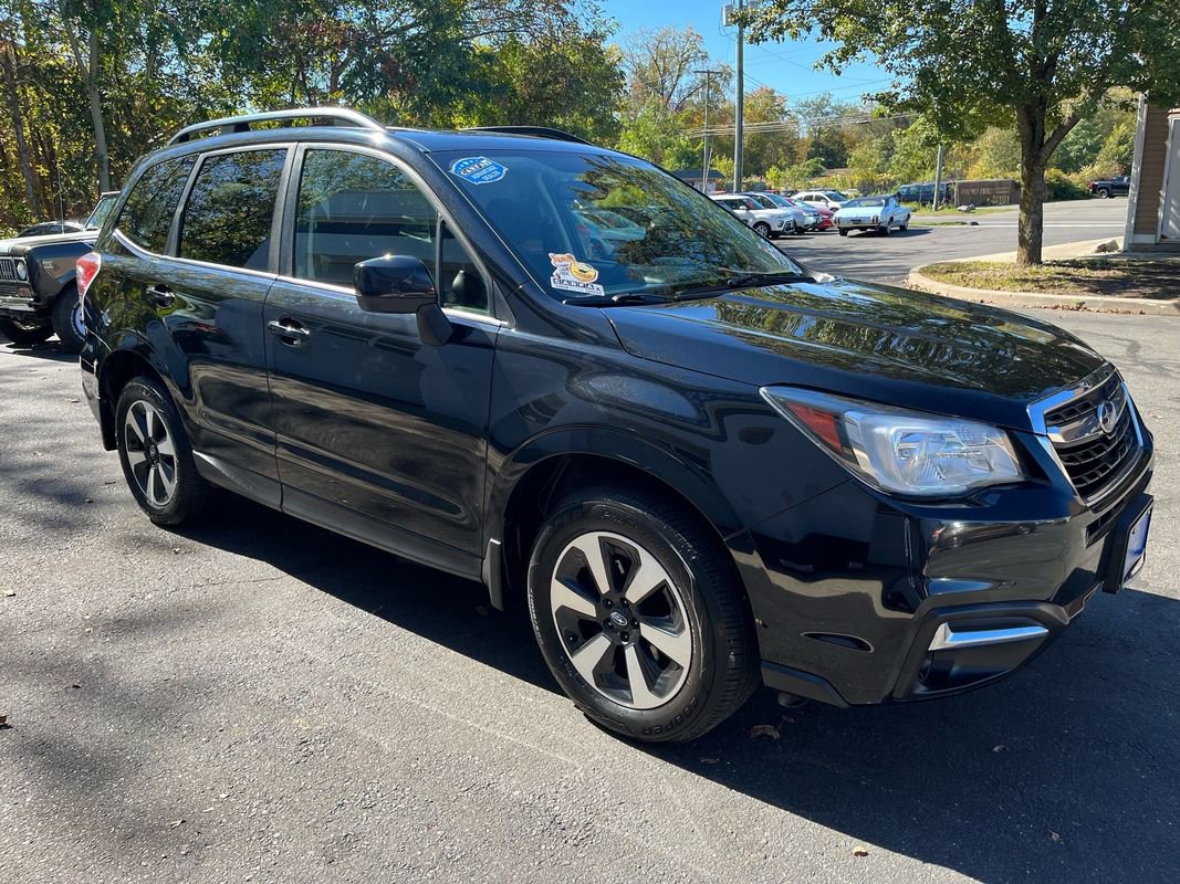Used 2017 Subaru Forester 2.5i Premium image 4