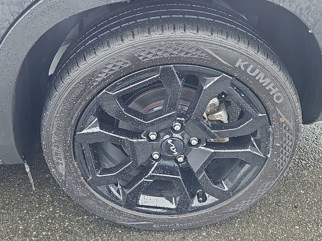 Certified 2024 Kia Seltos X-Line image 8