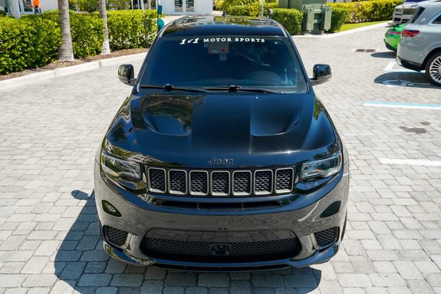 Used 2018 Jeep Grand Cherokee Trackhawk AWD/4WD image 5