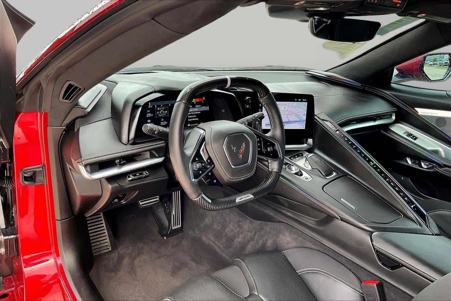 Used 2025 Chevrolet Corvette Z06 RWD image 15