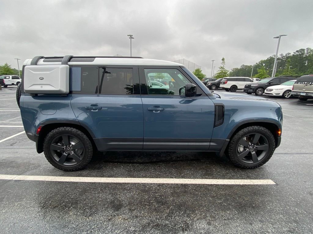 Used 2020 Land Rover Defender 110 HSE AWD/4WD image 8
