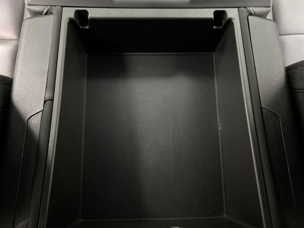 Used 2025 GMC Sierra 1500 SLT image 37