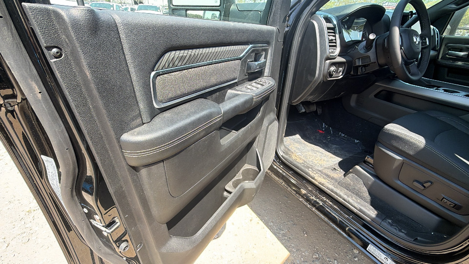 New 2026 RAM 2500 Big Horn AWD/4WD image 14