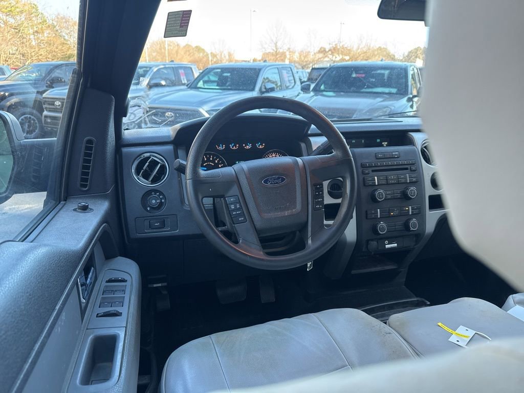 Used 2013 Ford F150 XLT image 2