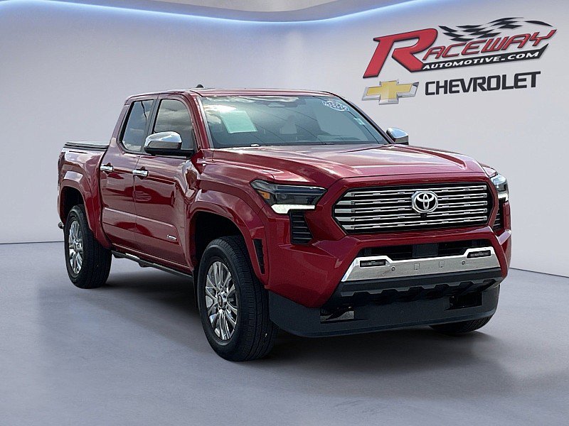 Used 2025 Toyota Tacoma Limited AWD/4WD image 7
