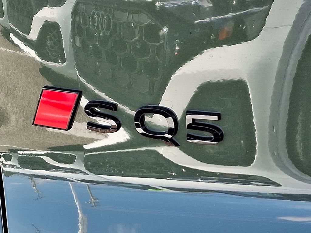 New 2025 Audi SQ5 Premium Plus image 11