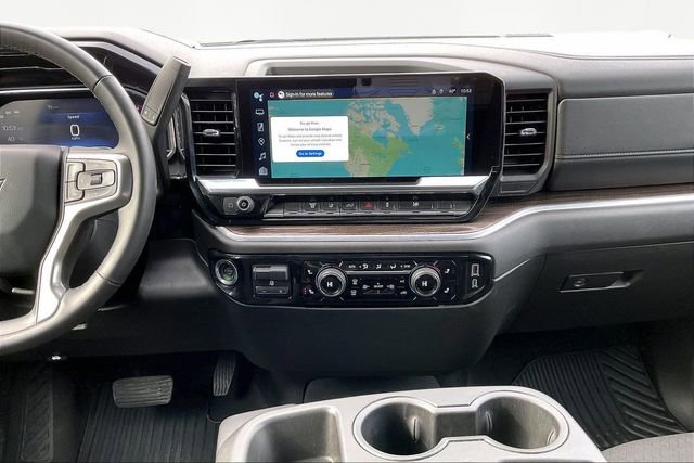 Used 2025 Chevrolet Silverado 2500 LT w/ Convenience Package image 9