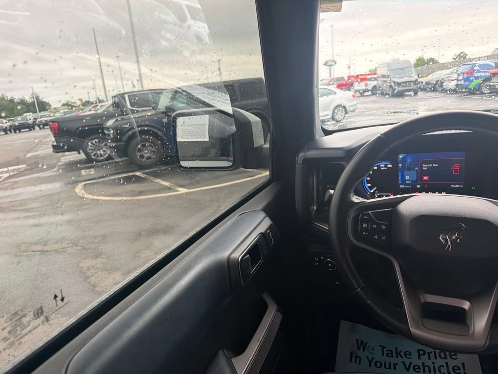 Used 2023 Ford Bronco Outer Banks AWD/4WD image 15