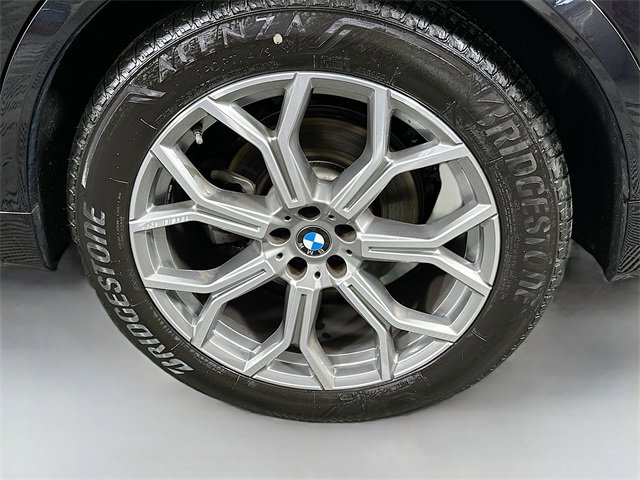 Used 2025 BMW X7 xDrive40i image 36