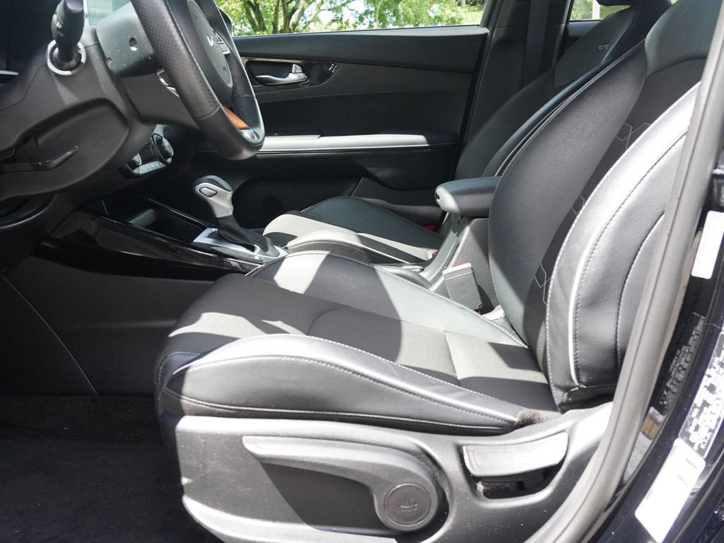 Used 2023 Kia Forte GT-Line FWD image 21