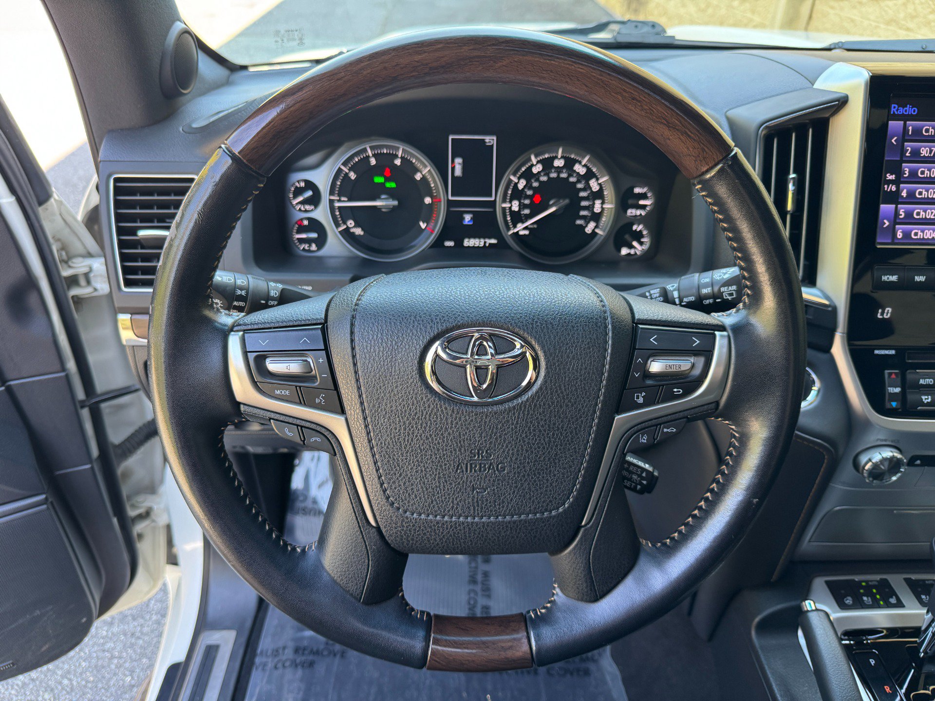 Used 2020 Toyota Land Cruiser Heritage Edition AWD/4WD image 34