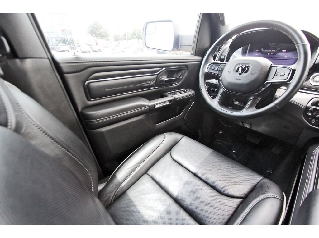 Used 2024 RAM 1500 Limited AWD/4WD image 6