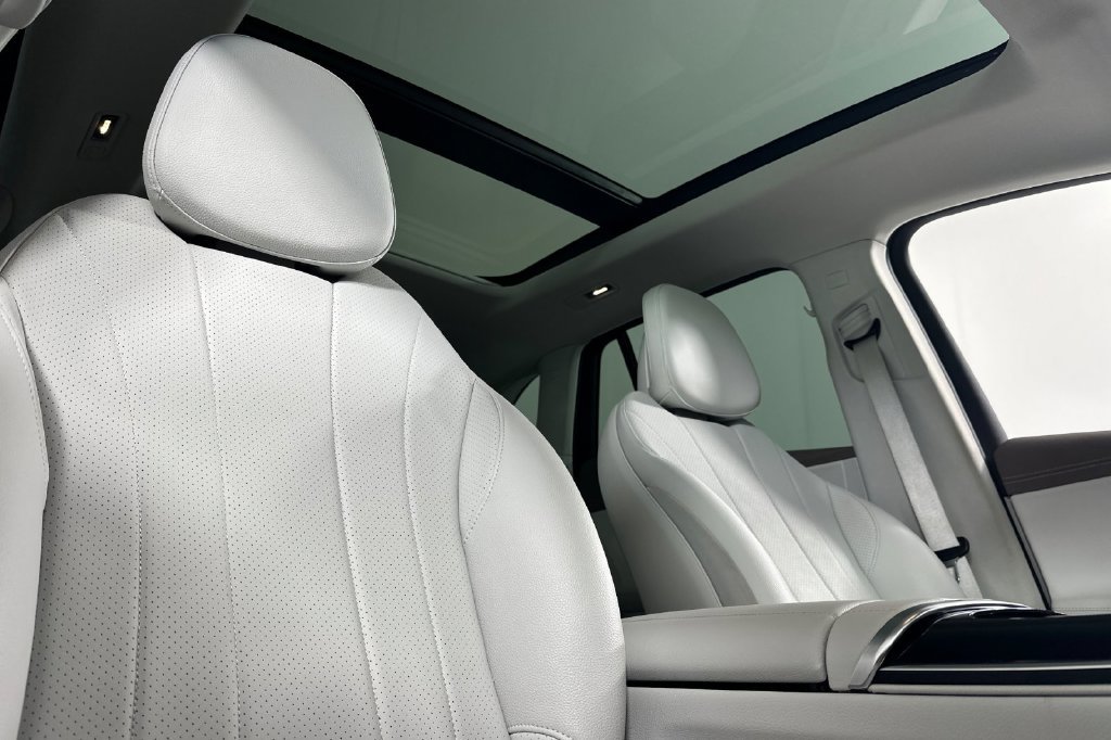 Certified 2023 Mercedes-Benz EQE 350+ 4MATIC SUV image 20