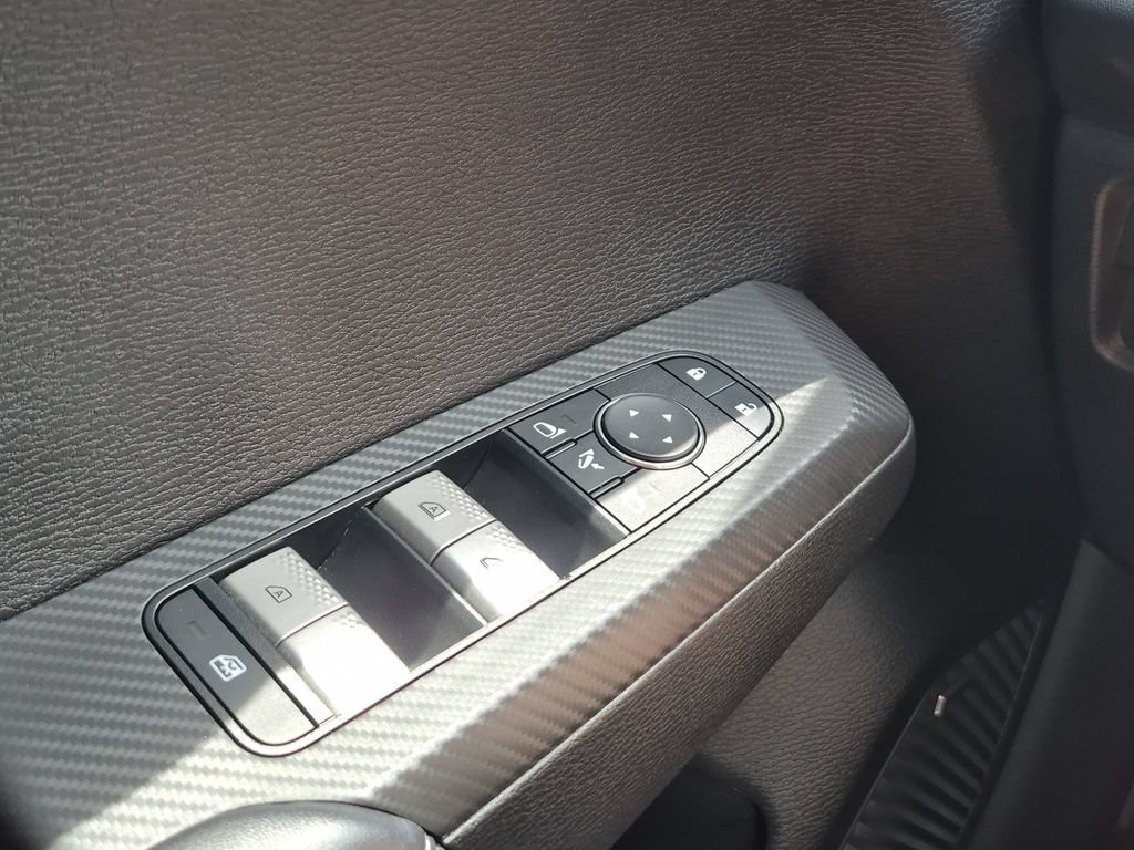 Used 2025 Mitsubishi Outlander SE AWD/4WD image 28
