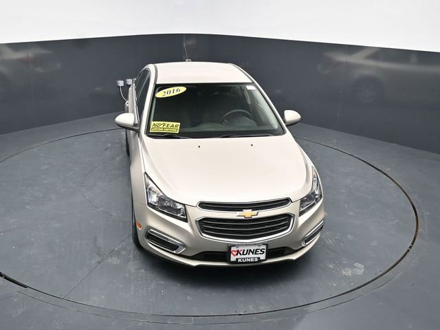 Used 2016 Chevrolet Cruze LT image 43