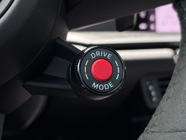 Certified 2025 Porsche 911 Targa 4 GTS AWD/4WD image 20
