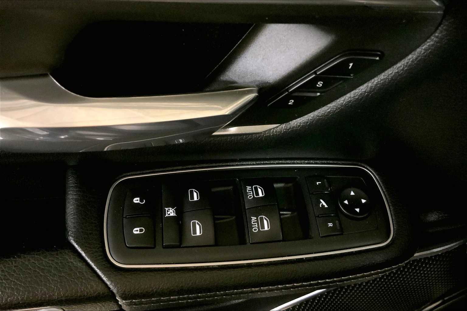 Used 2019 RAM 1500 Laramie w/ Sport Appearance Package image 35