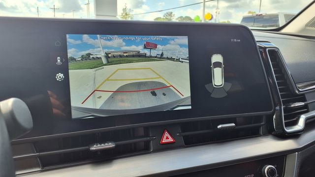 Used 2024 Kia Sportage EX image 26