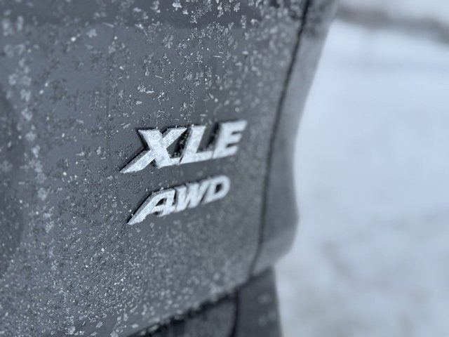 Used 2025 Toyota RAV4 XLE image 41