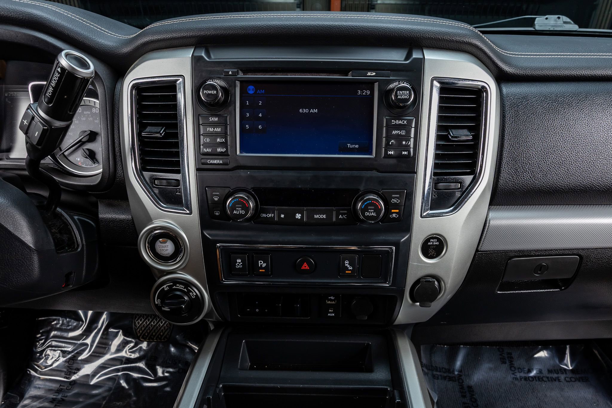 Used 2017 Nissan Titan PRO-4X image 23