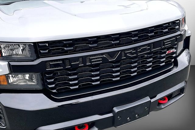Used 2021 Chevrolet Silverado 1500 Custom Trail Boss w/ LPO, Dark Essentials Package AWD/4WD image 27