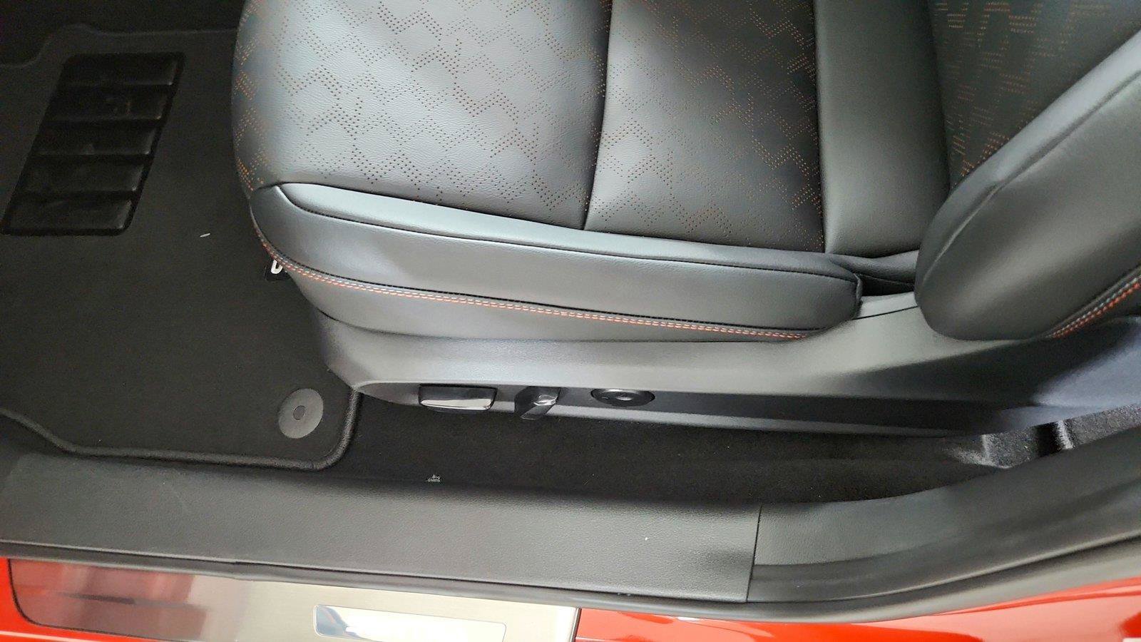 New 2027 Nissan Sentra SR w/ SR Premium Package FWD image 19