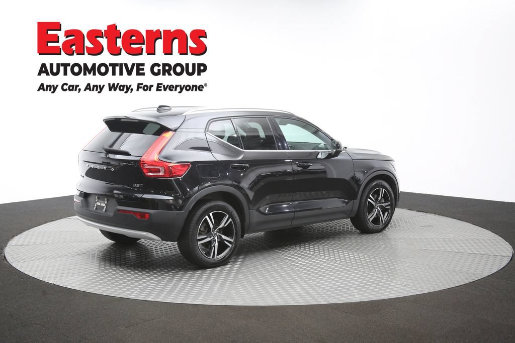 Used 2023 Volvo XC40 B5 Plus AWD/4WD image 42