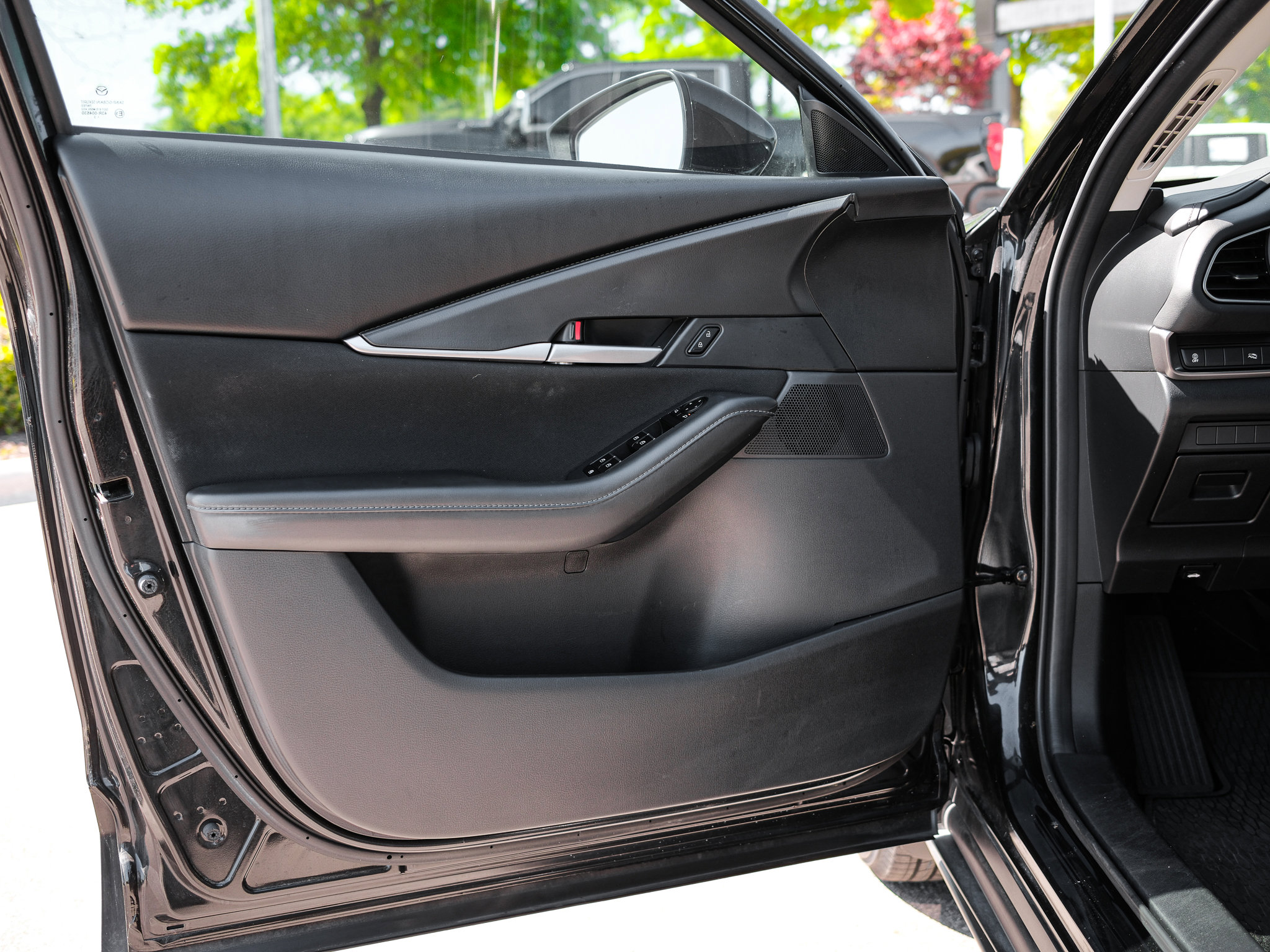 Used 2023 MAZDA CX-30 AWD 2.5 S image 14