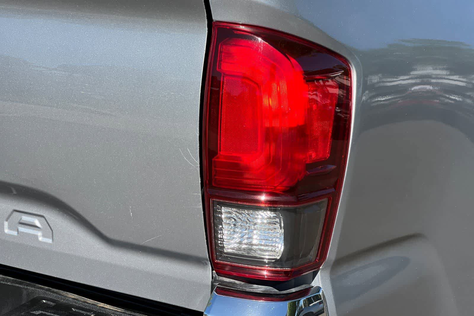 Used 2020 Toyota Tacoma TRD Off-Road image 35
