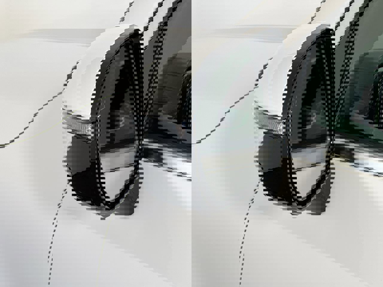 Certified 2024 Kia Telluride SX w/ Towing Package image 10