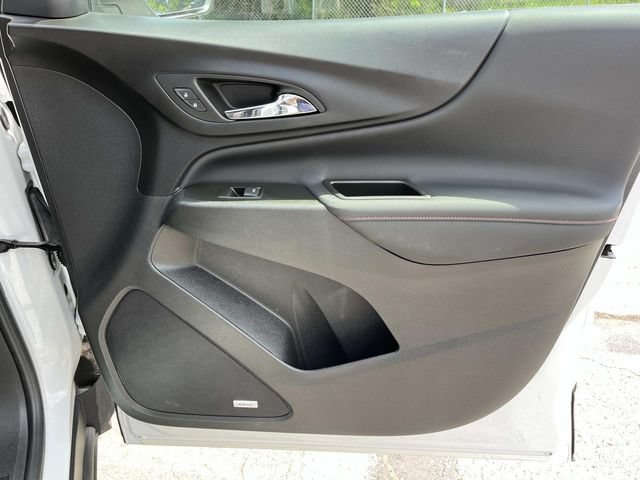 Used 2022 Chevrolet Equinox RS w/ RS Leather Package FWD image 24