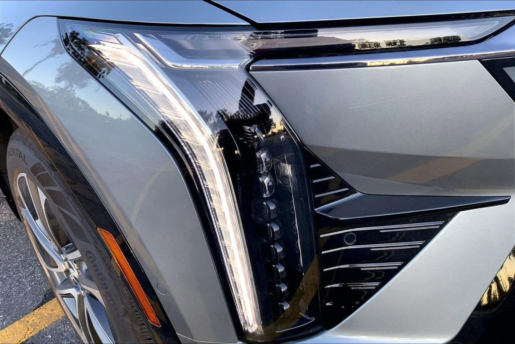 New 2026 Cadillac Optiq Sport 2 image 14