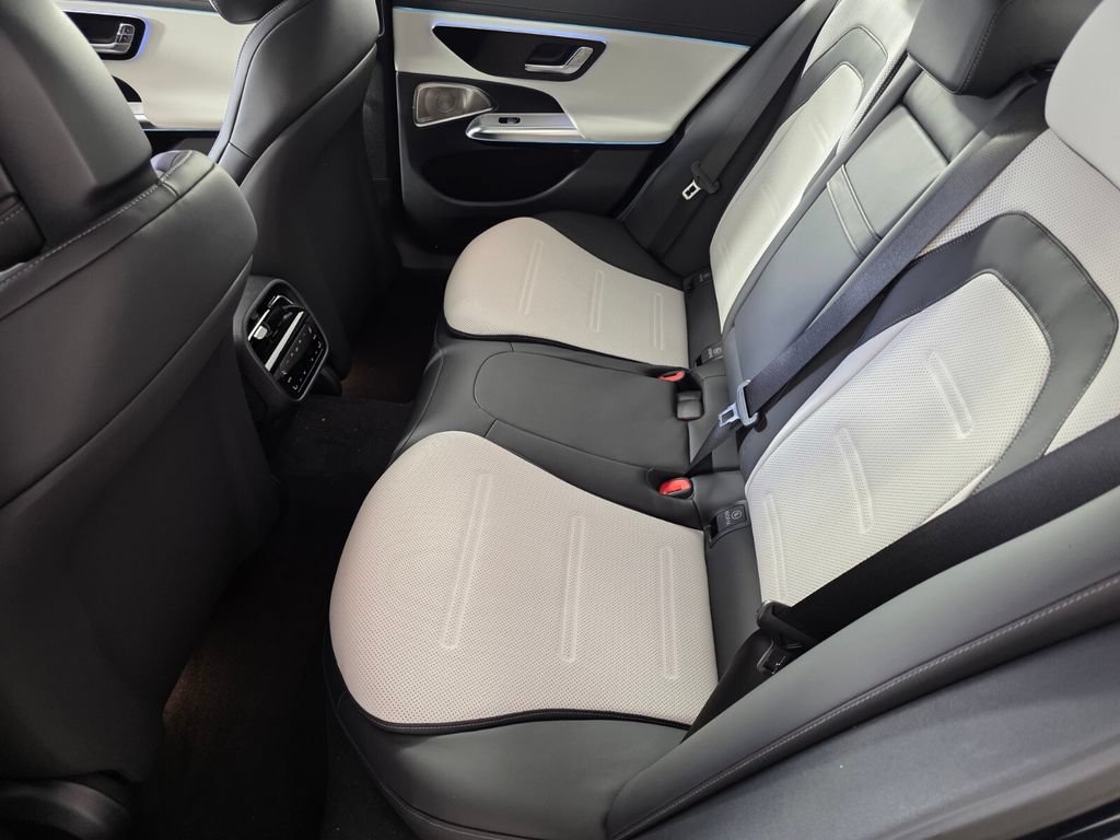 New 2027 Mercedes-Benz E 53 AMG e 4MATIC Sedan image 11
