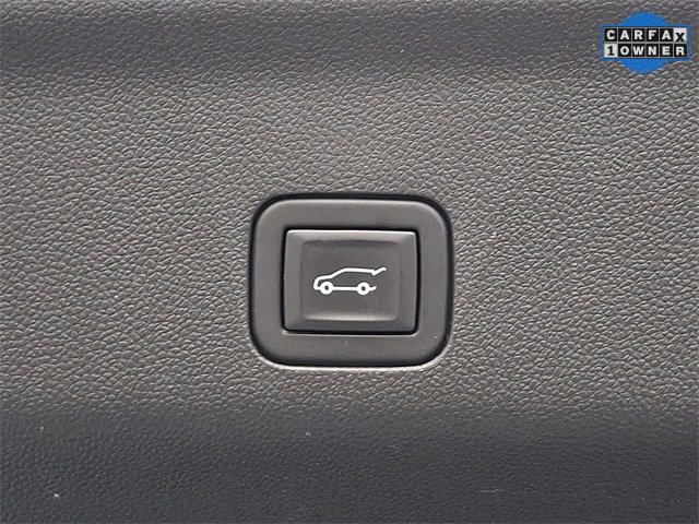 Used 2024 Chevrolet Suburban RST image 34